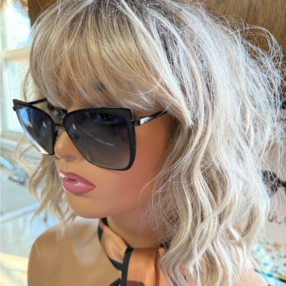 Diff Grace Sunglasses - Picture 4 of 5